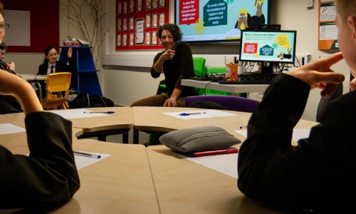 rozalie-hilton-explores-the-power-of-poetry-with-students-at-tor-bridge-high