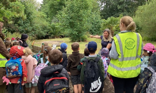 Students at the zoo