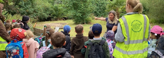 Students at the zoo